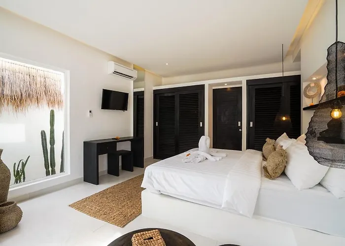 Villa Laut - 4br Luxury Within Walking Distance To Seseh