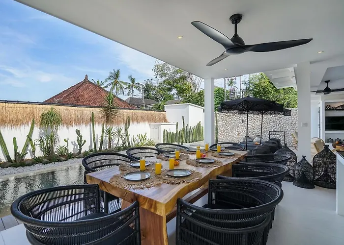Laut - 4br Luxury Within Walking Distance To Seseh Villa *